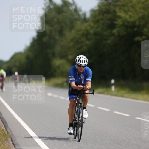 22.06.2025 - Viking Triathlon Yannick Fuchs http://msf.ph/oto/8102760 22.06.2025 11:26:40 Radfahren 59, 357, 393, 415, 488 meine-sportfotos.de
