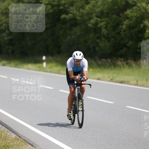 22.06.2025 - Viking Triathlon Yannick Fuchs http://msf.ph/oto/8102777 22.06.2025 12:05:40 Radfahren 47, 102, 145, 158, 176, 183, 368, 485, 543, 637, 652 meine-sportfotos.de