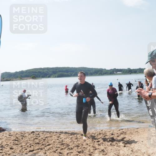 22.06.2025 - Viking Triathlon MichiJ http://msf.ph/oto/8102835 22.06.2025 10:46:13 Schwimmen 121, 144, 213, 217, 225, 342, 406, 525, 647 meine-sportfotos.de