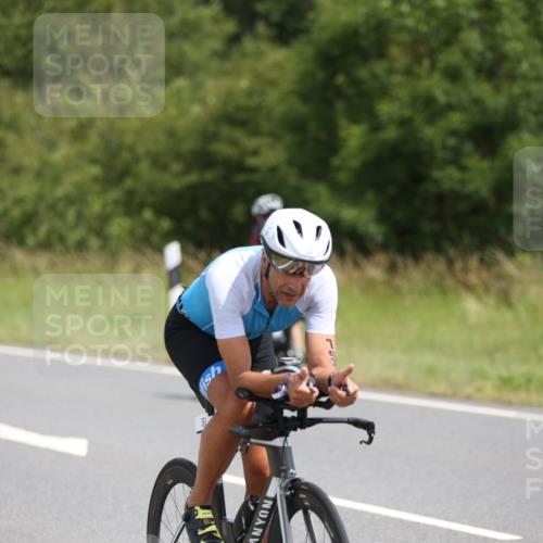22.06.2025 - Viking Triathlon Yannick Fuchs http://msf.ph/oto/8102837 22.06.2025 12:05:42 Radfahren 47, 102, 145, 158, 176, 368, 425, 485, 543, 637, 652 meine-sportfotos.de