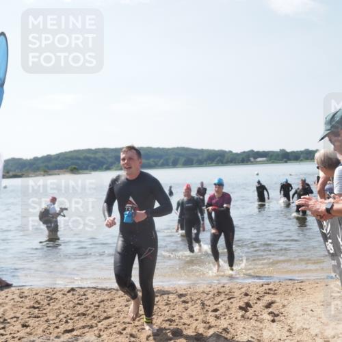 22.06.2025 - Viking Triathlon MichiJ http://msf.ph/oto/8102861 22.06.2025 10:46:13 Schwimmen 121, 144, 213, 217, 225, 342, 406, 525, 647 meine-sportfotos.de