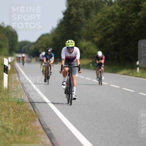 22.06.2025 - Viking Triathlon Yannick Fuchs http://msf.ph/oto/8102867 22.06.2025 11:26:46 Radfahren 59, 163, 176, 357, 386, 415, 485 meine-sportfotos.de