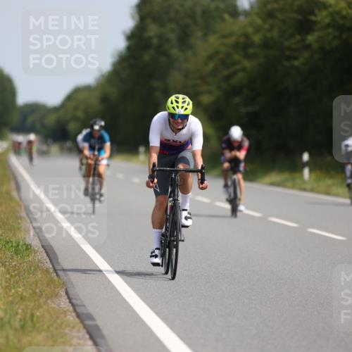 22.06.2025 - Viking Triathlon Yannick Fuchs http://msf.ph/oto/8102895 22.06.2025 11:26:47 Radfahren 59, 163, 176, 357, 386, 415, 485 meine-sportfotos.de