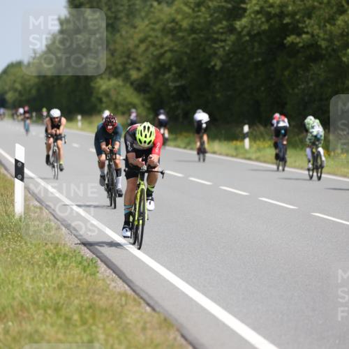 22.06.2025 - Viking Triathlon Yannick Fuchs http://msf.ph/oto/8102903 22.06.2025 12:05:51 Radfahren 20, 265, 387, 425, 543, 637 meine-sportfotos.de