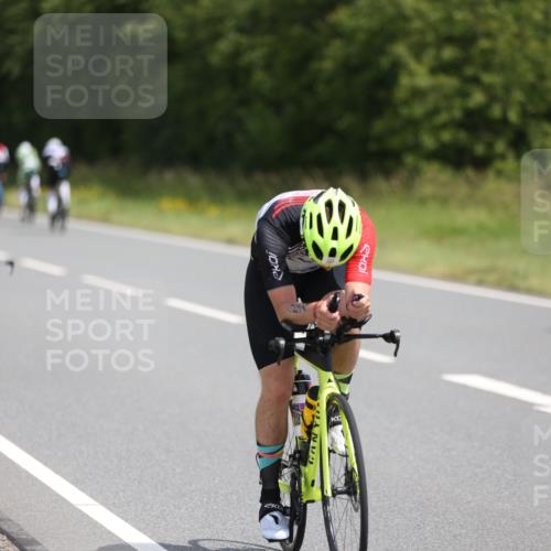 22.06.2025 - Viking Triathlon Yannick Fuchs http://msf.ph/oto/8102922 22.06.2025 12:05:52 Radfahren 20, 265, 387, 425, 543, 637 meine-sportfotos.de