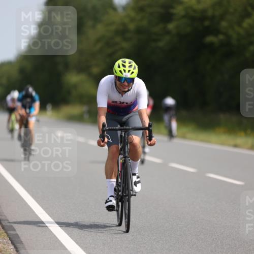 22.06.2025 - Viking Triathlon Yannick Fuchs http://msf.ph/oto/8102925 22.06.2025 11:26:47 Radfahren 59, 163, 176, 357, 386, 415, 485 meine-sportfotos.de