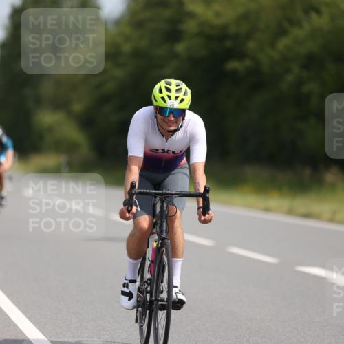22.06.2025 - Viking Triathlon Yannick Fuchs http://msf.ph/oto/8102934 22.06.2025 11:26:48 Radfahren 59, 163, 176, 357, 386, 415, 485 meine-sportfotos.de