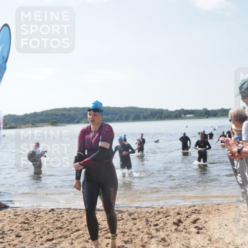 22.06.2025 - Viking Triathlon MichiJ http://msf.ph/oto/8102958 22.06.2025 10:46:16 Schwimmen 121, 144, 213, 225, 406, 525, 647 meine-sportfotos.de