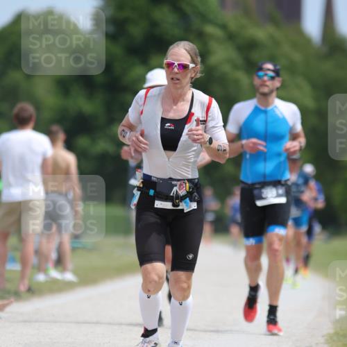 22.06.2025 - Viking Triathlon H.Heesch http://msf.ph/oto/8102972 22.06.2025 13:20:54 Laufen 46, 266, 334, 389, 526, 604 meine-sportfotos.de