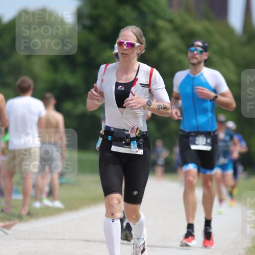 22.06.2025 - Viking Triathlon H.Heesch http://msf.ph/oto/8102984 22.06.2025 13:20:54 Laufen 46, 266, 334, 389, 526, 604 meine-sportfotos.de