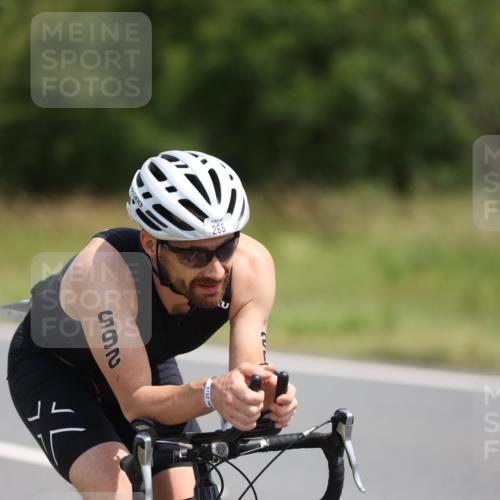 22.06.2025 - Viking Triathlon Yannick Fuchs http://msf.ph/oto/8102989 22.06.2025 12:05:56 Radfahren 20, 88, 134, 177, 265, 304, 387, 447, 456 meine-sportfotos.de