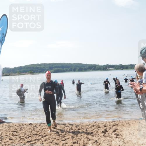 22.06.2025 - Viking Triathlon MichiJ http://msf.ph/oto/8103015 22.06.2025 10:46:18 Schwimmen 121, 144, 213, 225, 406, 647 meine-sportfotos.de