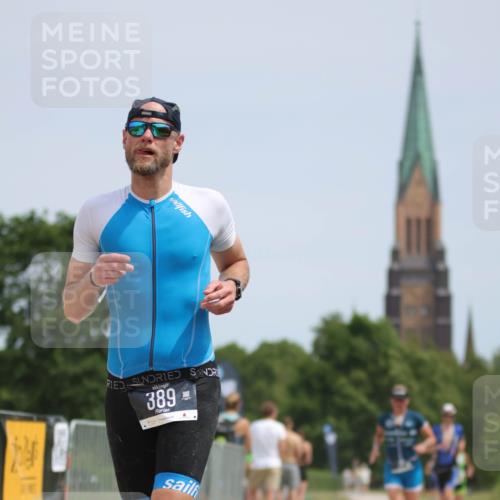 22.06.2025 - Viking Triathlon H.Heesch http://msf.ph/oto/8103029 22.06.2025 13:21:01 Laufen 17, 46, 266, 286, 334, 389 meine-sportfotos.de