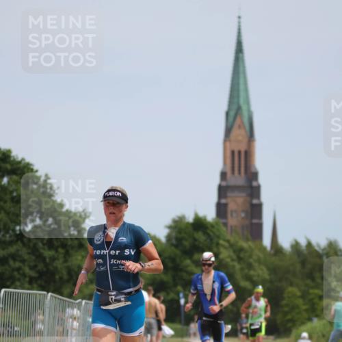 22.06.2025 - Viking Triathlon H.Heesch http://msf.ph/oto/8103035 22.06.2025 13:21:04 Laufen 17, 248, 286, 334, 389 meine-sportfotos.de