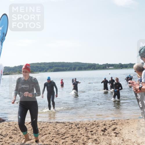 22.06.2025 - Viking Triathlon MichiJ http://msf.ph/oto/8103038 22.06.2025 10:46:19 Schwimmen 121, 144, 213, 225, 406, 647 meine-sportfotos.de