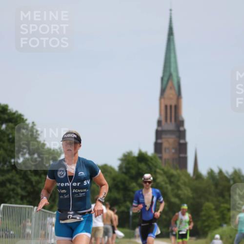 22.06.2025 - Viking Triathlon H.Heesch http://msf.ph/oto/8103044 22.06.2025 13:21:04 Laufen 17, 248, 286, 334, 389 meine-sportfotos.de
