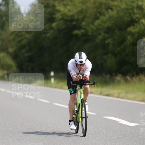 22.06.2025 - Viking Triathlon Yannick Fuchs http://msf.ph/oto/8103072 22.06.2025 11:26:52 Radfahren 59, 145, 163, 176, 248, 357, 386, 415, 485 meine-sportfotos.de