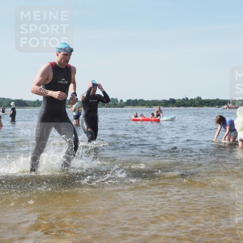 22.06.2025 - Viking Triathlon KatJ http://msf.ph/oto/8103107 22.06.2025 10:34:35 Schwimmen 114, 247, 284, 306, 323, 341, 366, 430, 520, 546, 550 meine-sportfotos.de