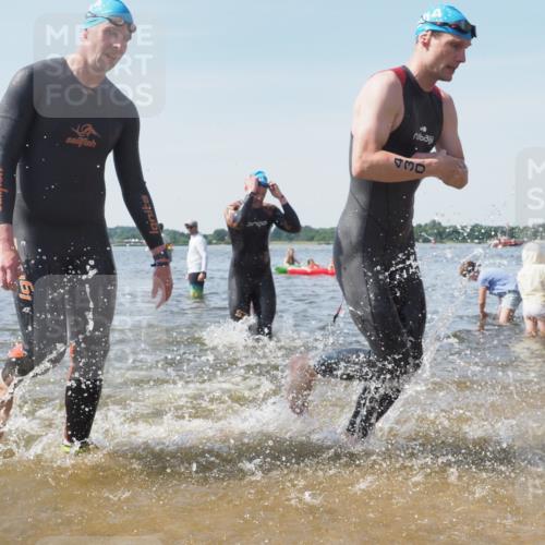 22.06.2025 - Viking Triathlon KatJ http://msf.ph/oto/8103141 22.06.2025 10:34:36 Schwimmen 114, 247, 284, 306, 323, 341, 366, 430, 520, 546, 550 meine-sportfotos.de