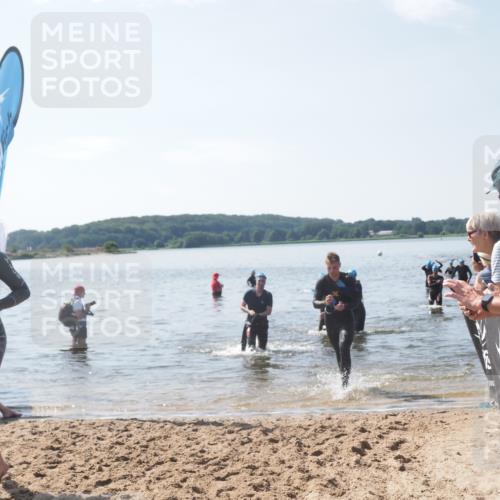 22.06.2025 - Viking Triathlon MichiJ http://msf.ph/oto/8103183 22.06.2025 10:46:23 Schwimmen 60, 121, 144, 213, 225, 406 meine-sportfotos.de