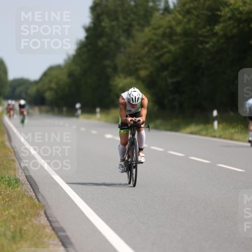 22.06.2025 - Viking Triathlon Yannick Fuchs http://msf.ph/oto/8103209 22.06.2025 11:26:57 Radfahren 145, 167, 176, 248, 368, 386, 485 meine-sportfotos.de