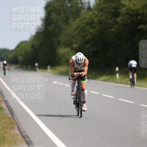 22.06.2025 - Viking Triathlon Yannick Fuchs http://msf.ph/oto/8103224 22.06.2025 11:26:58 Radfahren 145, 167, 176, 248, 368 meine-sportfotos.de