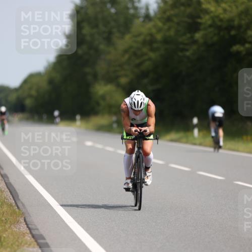 22.06.2025 - Viking Triathlon Yannick Fuchs http://msf.ph/oto/8103231 22.06.2025 11:26:58 Radfahren 145, 167, 176, 248, 368 meine-sportfotos.de