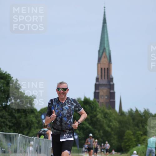 22.06.2025 - Viking Triathlon H.Heesch http://msf.ph/oto/8103236 22.06.2025 13:21:31 Laufen 469 meine-sportfotos.de