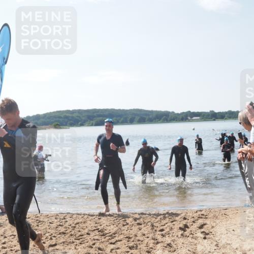 22.06.2025 - Viking Triathlon MichiJ http://msf.ph/oto/8103270 22.06.2025 10:46:27 Schwimmen 60, 213, 225, 333, 406, 479 meine-sportfotos.de