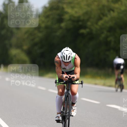 22.06.2025 - Viking Triathlon Yannick Fuchs http://msf.ph/oto/8103283 22.06.2025 11:26:59 Radfahren 145, 167, 248, 368 meine-sportfotos.de