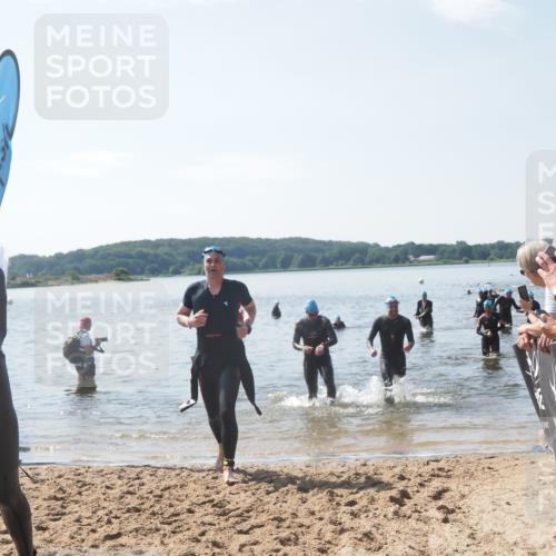 22.06.2025 - Viking Triathlon MichiJ http://msf.ph/oto/8103292 22.06.2025 10:46:28 Schwimmen 60, 143, 213, 225, 333, 406, 479 meine-sportfotos.de