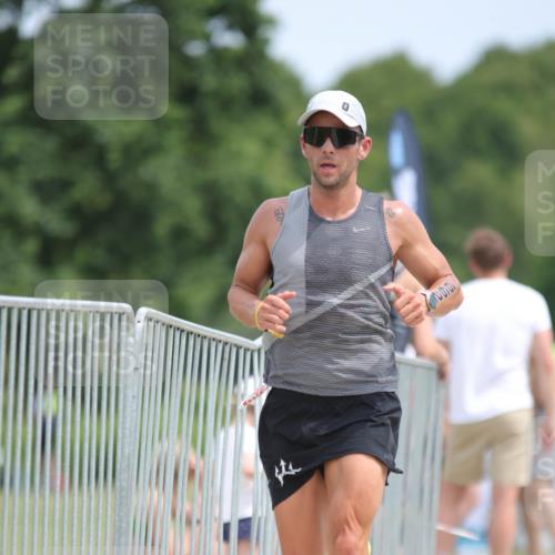 22.06.2025 - Viking Triathlon H.Heesch http://msf.ph/oto/8103297 22.06.2025 13:21:38 Laufen 469, 662 meine-sportfotos.de