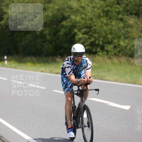 22.06.2025 - Viking Triathlon Yannick Fuchs http://msf.ph/oto/8103299 22.06.2025 12:06:07 Radfahren 70, 74, 88, 134, 177, 208, 300, 304, 323, 447, 456 meine-sportfotos.de