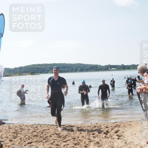 22.06.2025 - Viking Triathlon MichiJ http://msf.ph/oto/8103302 22.06.2025 10:46:28 Schwimmen 60, 143, 213, 225, 333, 406, 479 meine-sportfotos.de