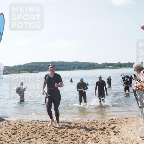 22.06.2025 - Viking Triathlon MichiJ http://msf.ph/oto/8103309 22.06.2025 10:46:28 Schwimmen 60, 143, 213, 225, 333, 406, 479 meine-sportfotos.de