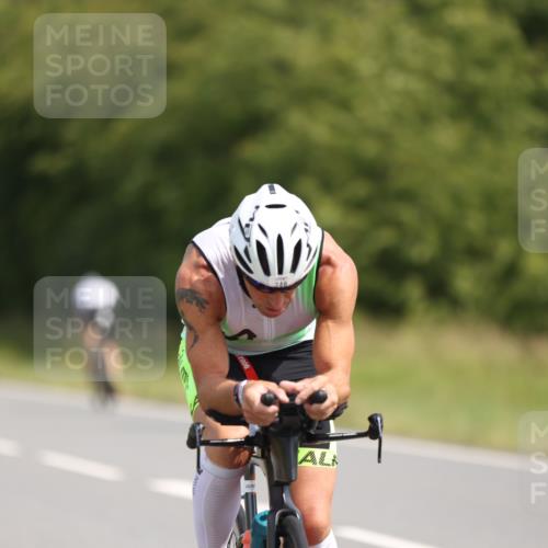 22.06.2025 - Viking Triathlon Yannick Fuchs http://msf.ph/oto/8103316 22.06.2025 11:26:59 Radfahren 145, 167, 248, 368 meine-sportfotos.de