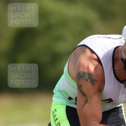 22.06.2025 - Viking Triathlon Yannick Fuchs http://msf.ph/oto/8103337 22.06.2025 11:27:00 Radfahren 145, 167, 248, 368 meine-sportfotos.de