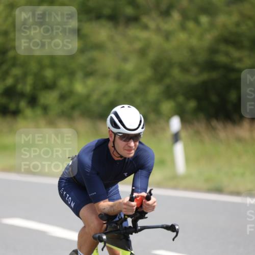 22.06.2025 - Viking Triathlon Yannick Fuchs http://msf.ph/oto/8103367 22.06.2025 12:06:09 Radfahren 70, 74, 134, 208, 300, 323, 447, 456 meine-sportfotos.de