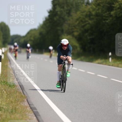 22.06.2025 - Viking Triathlon Yannick Fuchs http://msf.ph/oto/8103370 22.06.2025 11:27:06 Radfahren 145, 167, 253, 368, 437 meine-sportfotos.de