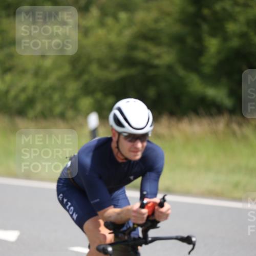 22.06.2025 - Viking Triathlon Yannick Fuchs http://msf.ph/oto/8103374 22.06.2025 12:06:09 Radfahren 70, 74, 134, 208, 300, 323, 447, 456 meine-sportfotos.de