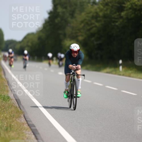 22.06.2025 - Viking Triathlon Yannick Fuchs http://msf.ph/oto/8103378 22.06.2025 11:27:06 Radfahren 145, 167, 253, 368, 437 meine-sportfotos.de