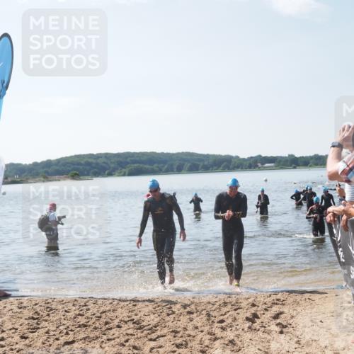 22.06.2025 - Viking Triathlon MichiJ http://msf.ph/oto/8103384 22.06.2025 10:46:30 Schwimmen 60, 143, 225, 333, 406, 479 meine-sportfotos.de