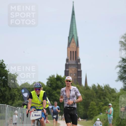 22.06.2025 - Viking Triathlon H.Heesch http://msf.ph/oto/8103392 22.06.2025 13:21:51 Laufen 4, 485, 544 meine-sportfotos.de