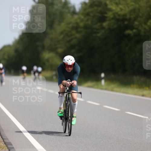 22.06.2025 - Viking Triathlon Yannick Fuchs http://msf.ph/oto/8103394 22.06.2025 11:27:06 Radfahren 145, 167, 253, 368, 437 meine-sportfotos.de