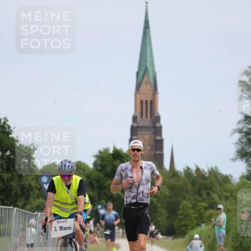 22.06.2025 - Viking Triathlon H.Heesch http://msf.ph/oto/8103406 22.06.2025 13:21:51 Laufen 4, 485, 544 meine-sportfotos.de