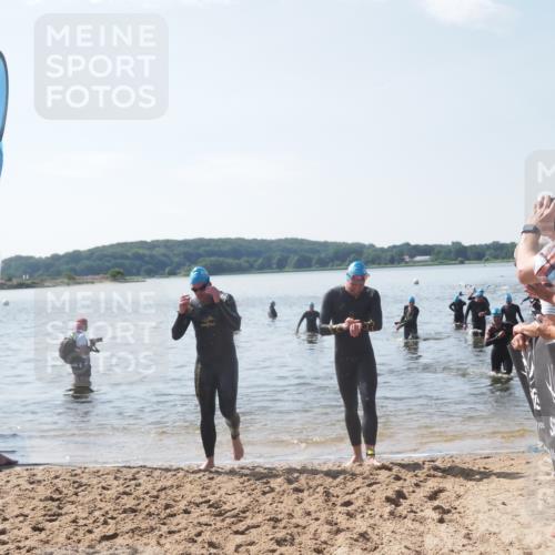 22.06.2025 - Viking Triathlon MichiJ http://msf.ph/oto/8103411 22.06.2025 10:46:31 Schwimmen 60, 143, 225, 333, 406, 479 meine-sportfotos.de