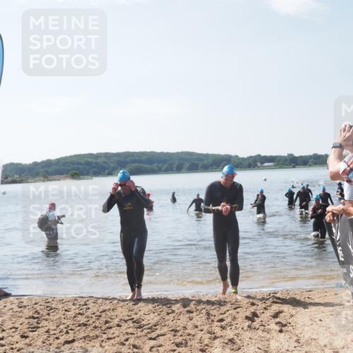 22.06.2025 - Viking Triathlon MichiJ http://msf.ph/oto/8103419 22.06.2025 10:46:31 Schwimmen 60, 143, 225, 333, 406, 479 meine-sportfotos.de