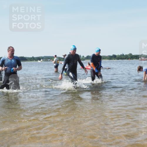 22.06.2025 - Viking Triathlon KatJ http://msf.ph/oto/8103428 22.06.2025 10:34:48 Schwimmen 17, 43, 77, 114, 161, 247, 284, 323, 341, 434, 548, 550 meine-sportfotos.de