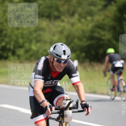 22.06.2025 - Viking Triathlon Yannick Fuchs http://msf.ph/oto/8103430 22.06.2025 12:06:11 Radfahren 70, 74, 208, 258, 300, 323 meine-sportfotos.de