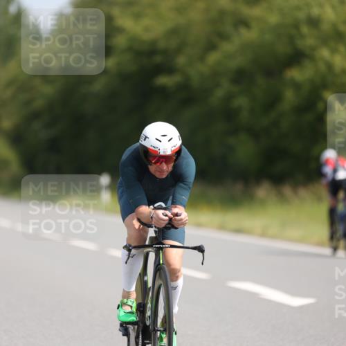 22.06.2025 - Viking Triathlon Yannick Fuchs http://msf.ph/oto/8103433 22.06.2025 11:27:07 Radfahren 167, 253, 368, 437 meine-sportfotos.de